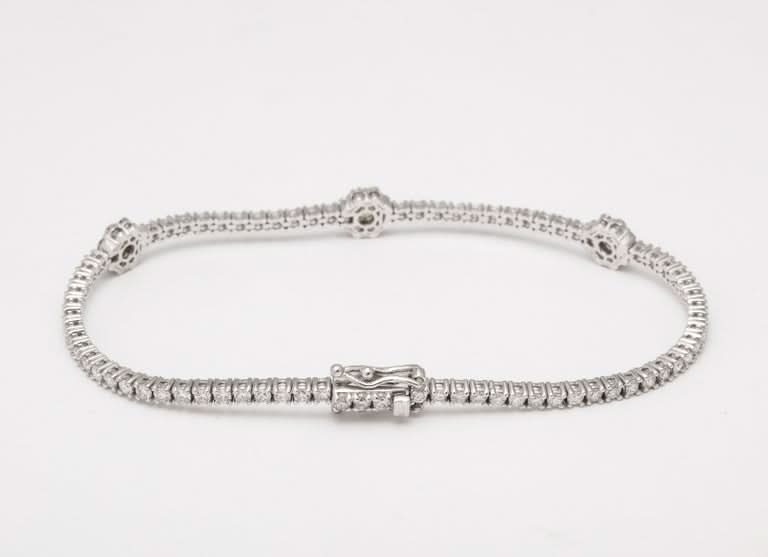 14k White Gold Flower Diamond Tennis Bracelet 3.68 Carat New