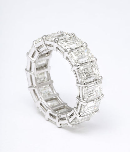 Glistening 13 Carat Emerald Cut Diamond Eternity Band Platinum Ring