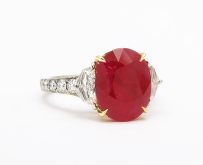 https://a.1stdibscdn.com/5-carat-burma-ruby-and-diamond-ring-for-sale-picture-6/j_415/j_122797321620744361961/6R1A1190_master.jpg