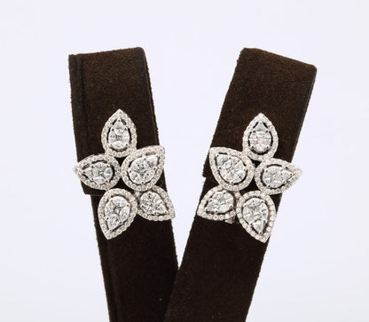 Elegant 18k White Gold 2.97 Carat Diamond Cluster Stud Earrings