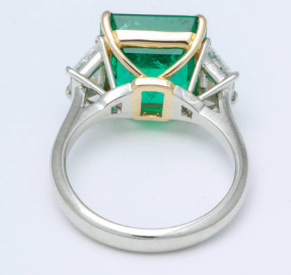 6 Carat Colombian Emerald and Trapezoid Diamond Platinum Ring