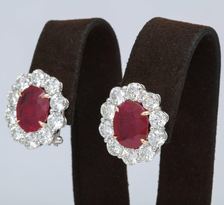 https://a.1stdibscdn.com/ruby-and-diamond-earrings-for-sale-picture-5/archivesE/upload/0/j_41521131523637190273/6R1A2665_master.jpg?width=768