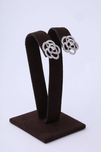 https://a.1stdibscdn.com/diamond-camelia-flower-earrings-for-sale-picture-7/j_415/j_279083721763483499548/6R1A3321_master.jpg