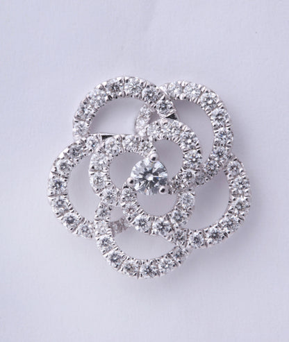 Glistening 1.85 Carat Diamond Camelia Flower Stud Earrings in 18k Gold