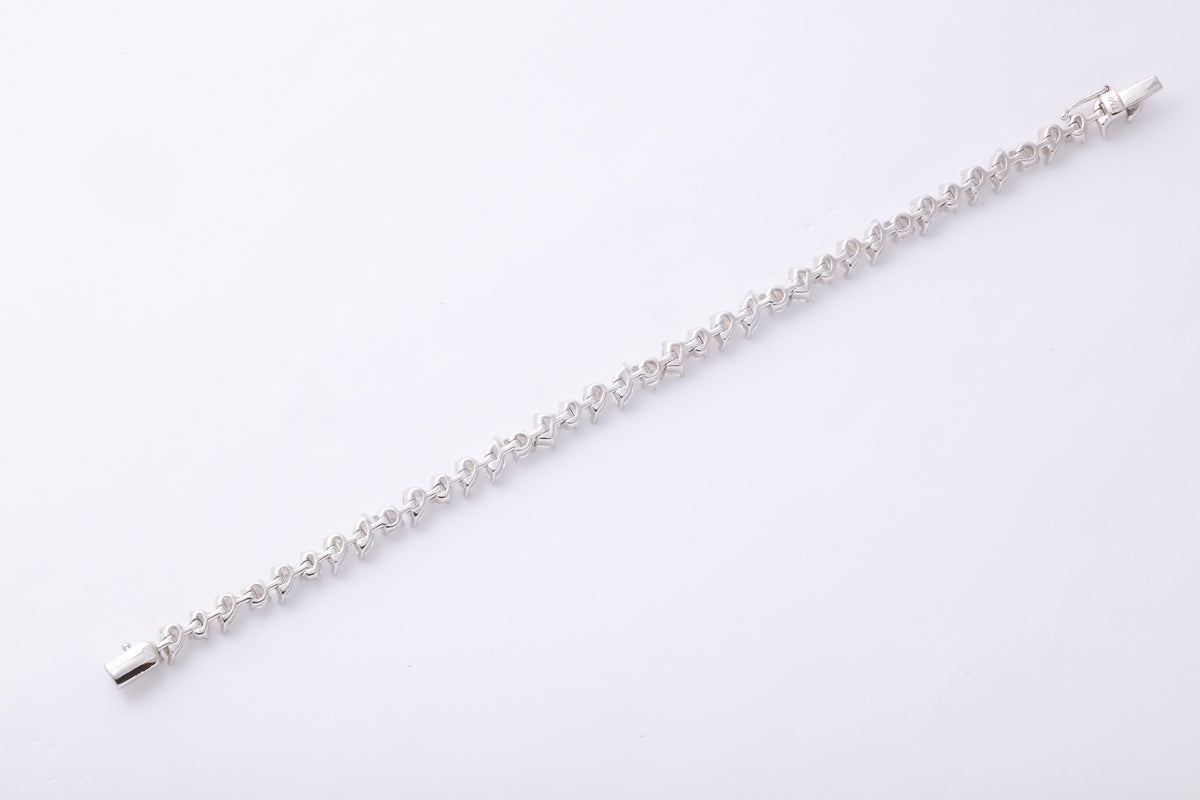 Exquisite 10.07 Carat Multi Shape Diamond Tennis Bracelet 18k Gold