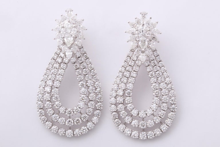 https://a.1stdibscdn.com/diamond-drop-earrings-for-sale-picture-4/0/j_57882921547578754098/6R1A3493_master.jpg?width=768