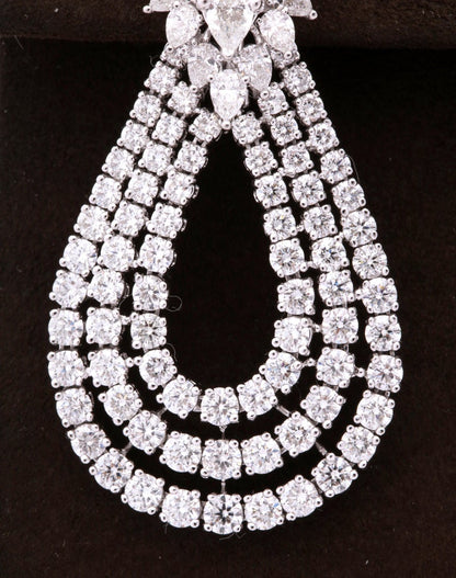 Elegant 15.60 Carat Diamond 18k White Gold Teardrop Dangle Earrings