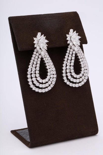https://a.1stdibscdn.com/diamond-drop-earrings-for-sale-picture-2/0/j_57882921547578748397/6R1A3489_master.jpg?width=768