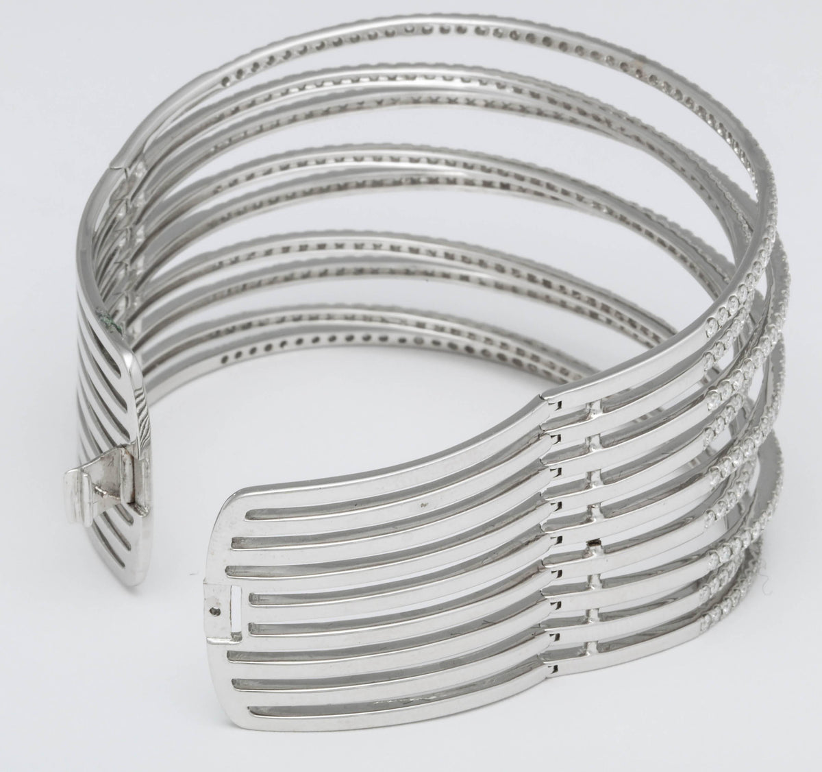 18k White Gold Multi Row Bangle with 7.75ct Round Diamonds