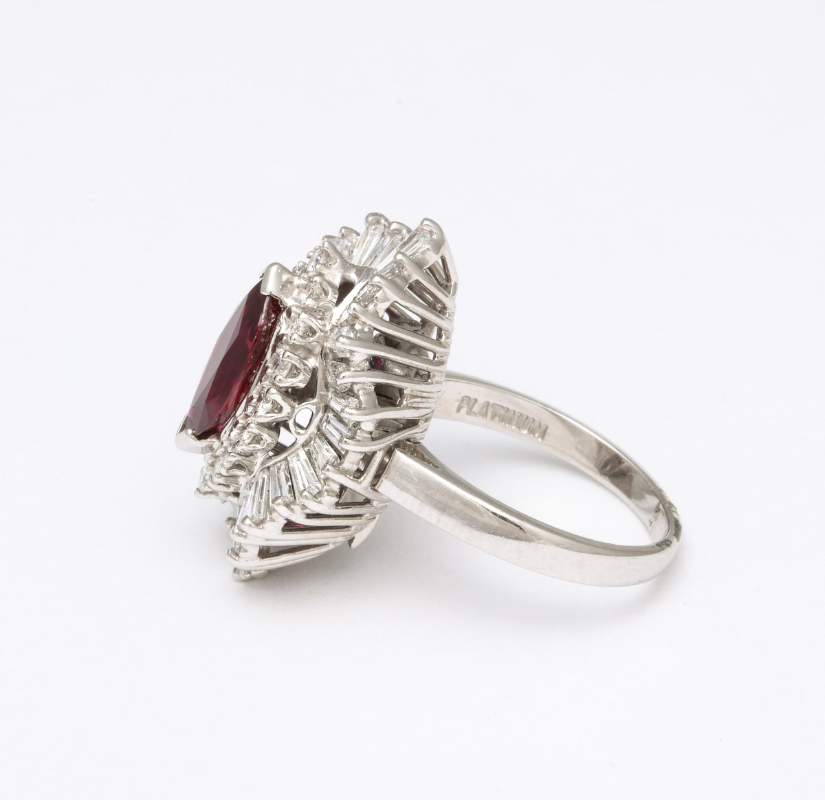 https://a.1stdibscdn.com/ruby-and-diamond-ring-and-pendant-for-sale-picture-10/j_415/1619105132998/6R1A4899_master.jpg