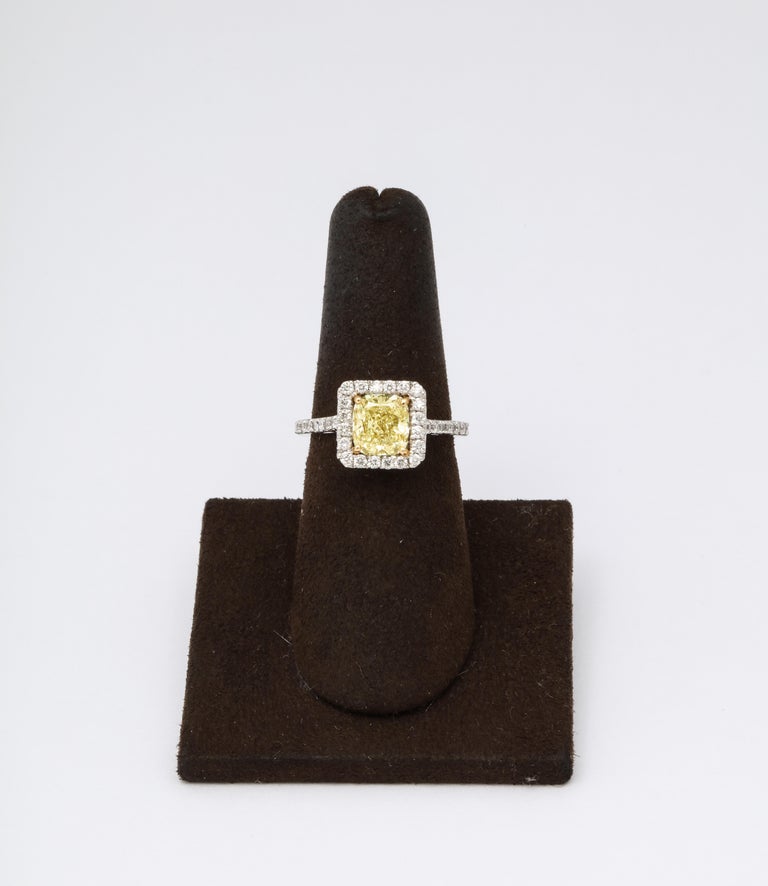 https://a.1stdibscdn.com/gia-certified-171-carat-yellow-diamond-engagement-ring-for-sale-picture-3/j_415/1619105352267/6R1A4932_master.jpg?width=768