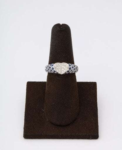 https://a.1stdibscdn.com/blue-sapphire-and-diamond-heart-ring-for-sale-picture-3/j_415/j_133715121632146559670/6R1A5037_master.jpg?width=768