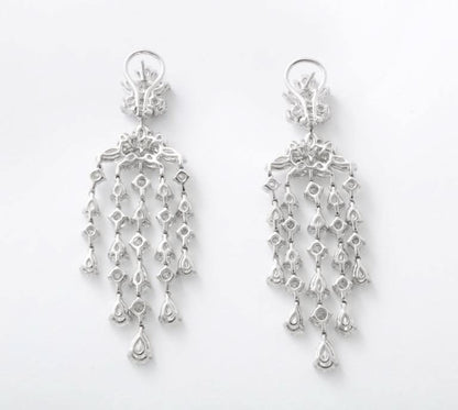 Exquisite 25.42 Carat Diamond Chandelier Dangle Earrings in Platinum