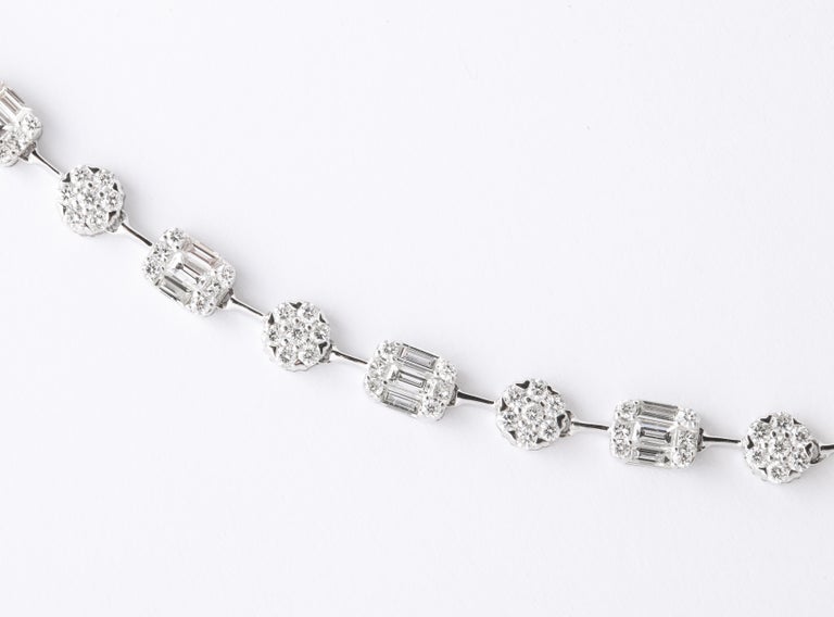 Round and Emerald Cut Diamond Illusion Set 18k Gold Necklace