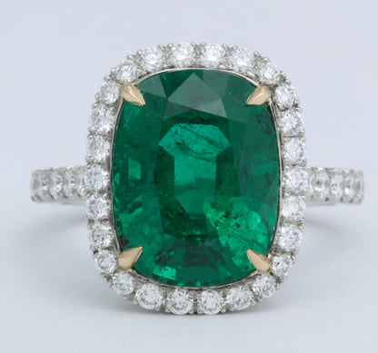 https://a.1stdibscdn.com/5-carat-green-emerald-cushion-cut-diamond-halo-ring-gia-certified-no-oil-for-sale-picture-3/0/j_48413131535730118816/6R1A5986_master.jpg