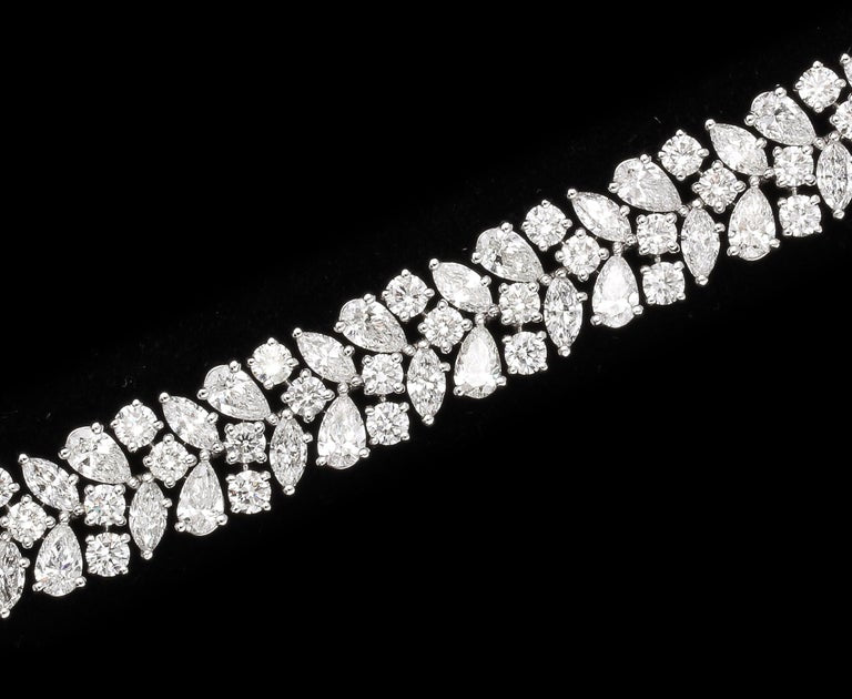https://a.1stdibscdn.com/diamond-bracelet-for-sale-picture-2/j_415/j_161980821655913506731/6R1A6007_master.jpg?width=768