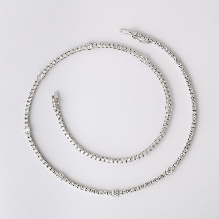 Exquisite 8.15ct Round Brilliant Diamond Tennis Necklace 18k White Gold