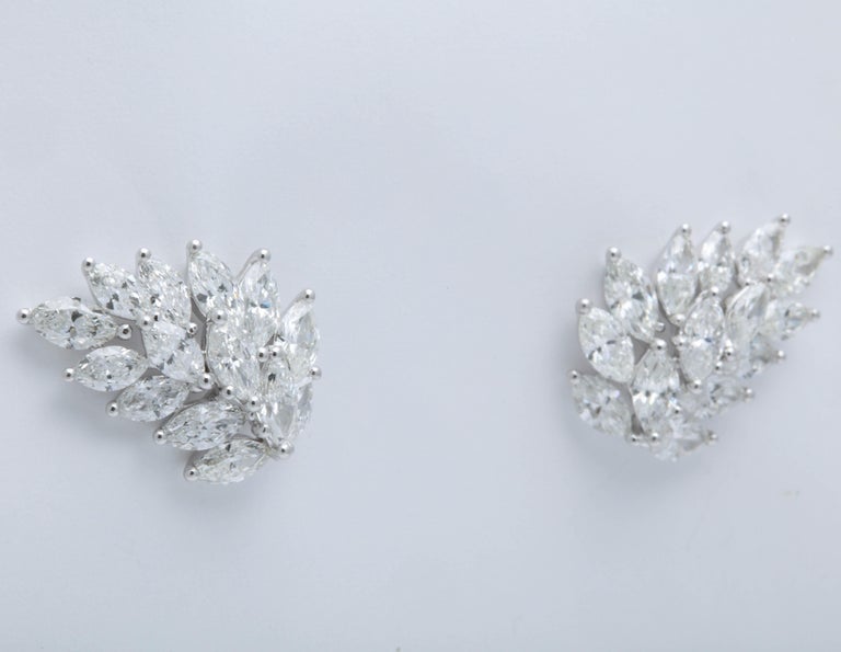 https://a.1stdibscdn.com/diamond-cluster-earring-cuffs-for-sale-picture-5/16156351/j_67519111559204005136/1_main-5_master.jpg?width=768
