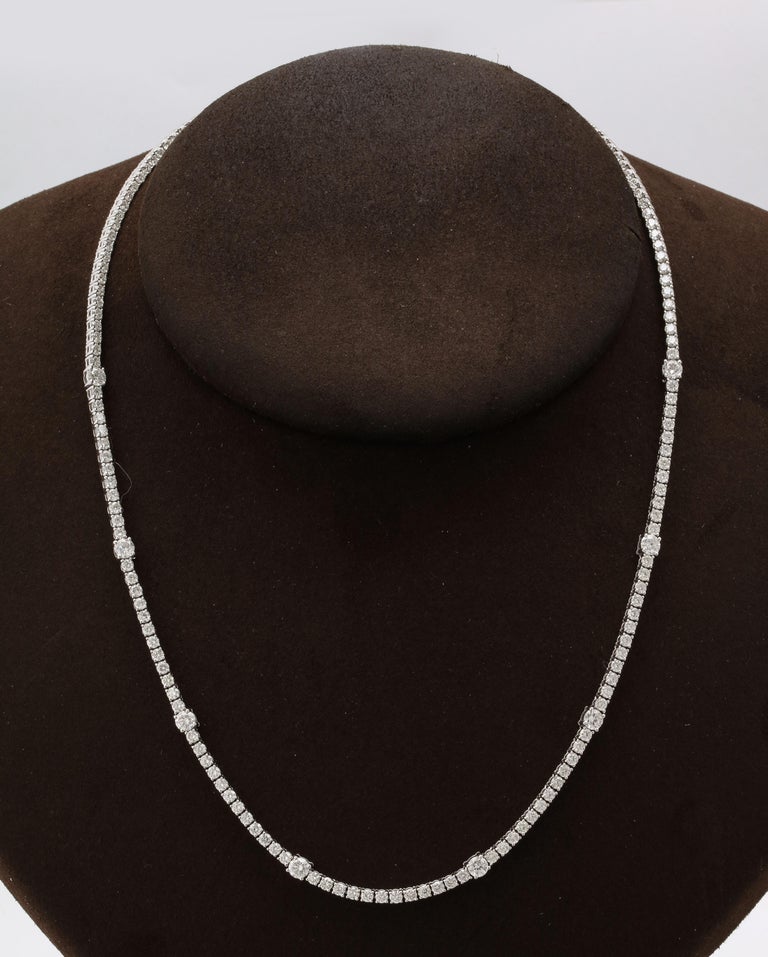 https://a.1stdibscdn.com/diamond-tennis-necklace-for-sale-picture-7/j_415/j_166501421659967983554/6R1A6029_master.jpg?width=768