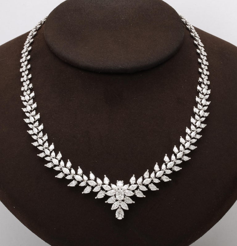 https://a.1stdibscdn.com/diamond-necklace-for-sale-picture-7/j_415/j_165036021658772115596/6R1A6044_master.jpg
