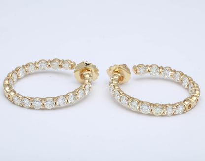 18k Yellow Gold 13.20 Carat Round Brilliant Diamond Inside-Outside Hoops