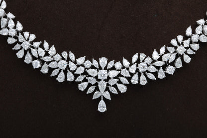 https://a.1stdibscdn.com/multi-shape-diamond-necklace-for-sale-picture-7/0/j_48413731535730194795/6R1A6101_master.jpg