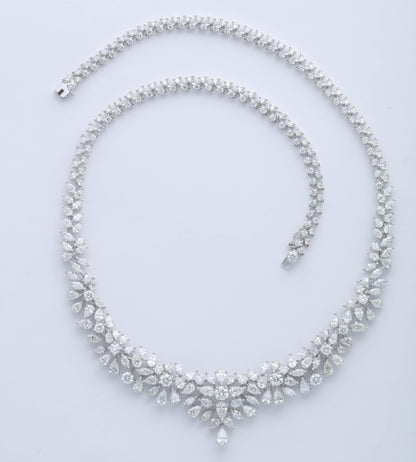 Exquisite 20.12 Carat Multi-Shape Diamond 18k White Gold Choker Necklace