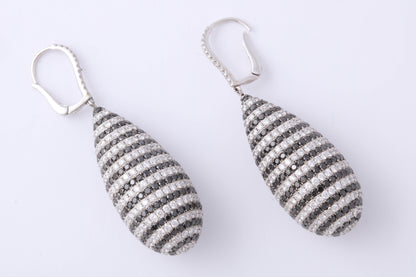 Luxurious 18k White Gold Black and White Diamond Dangle Earrings