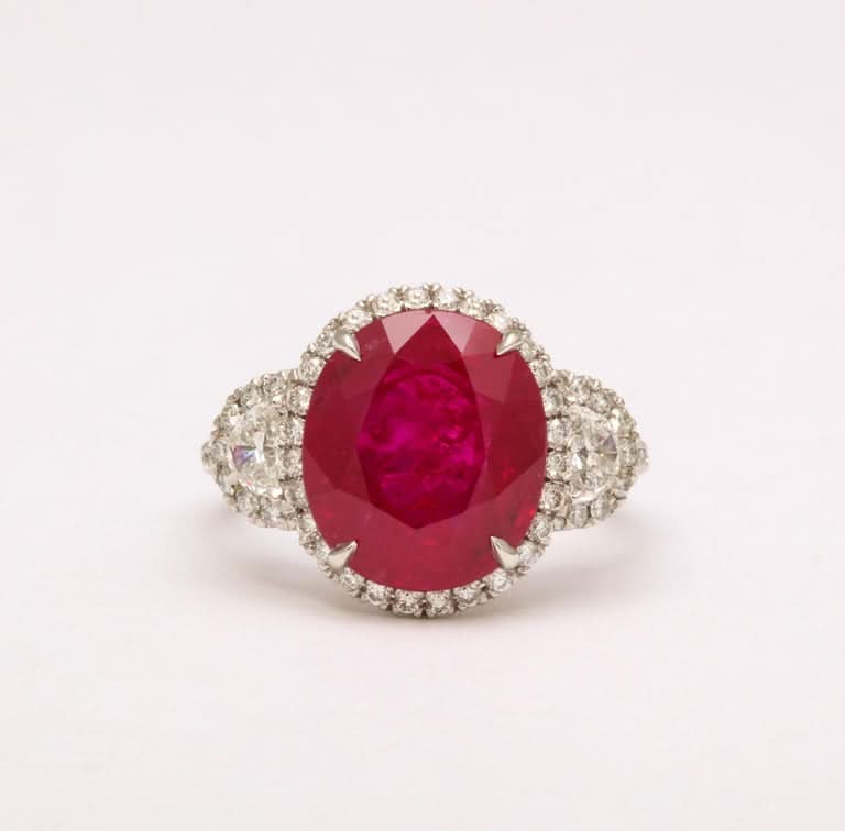 https://a.1stdibscdn.com/7-carat-burma-ruby-and-diamond-ring-for-sale-picture-5/j_415/j_155242321650562641123/6R1A6614_master.jpg?width=768