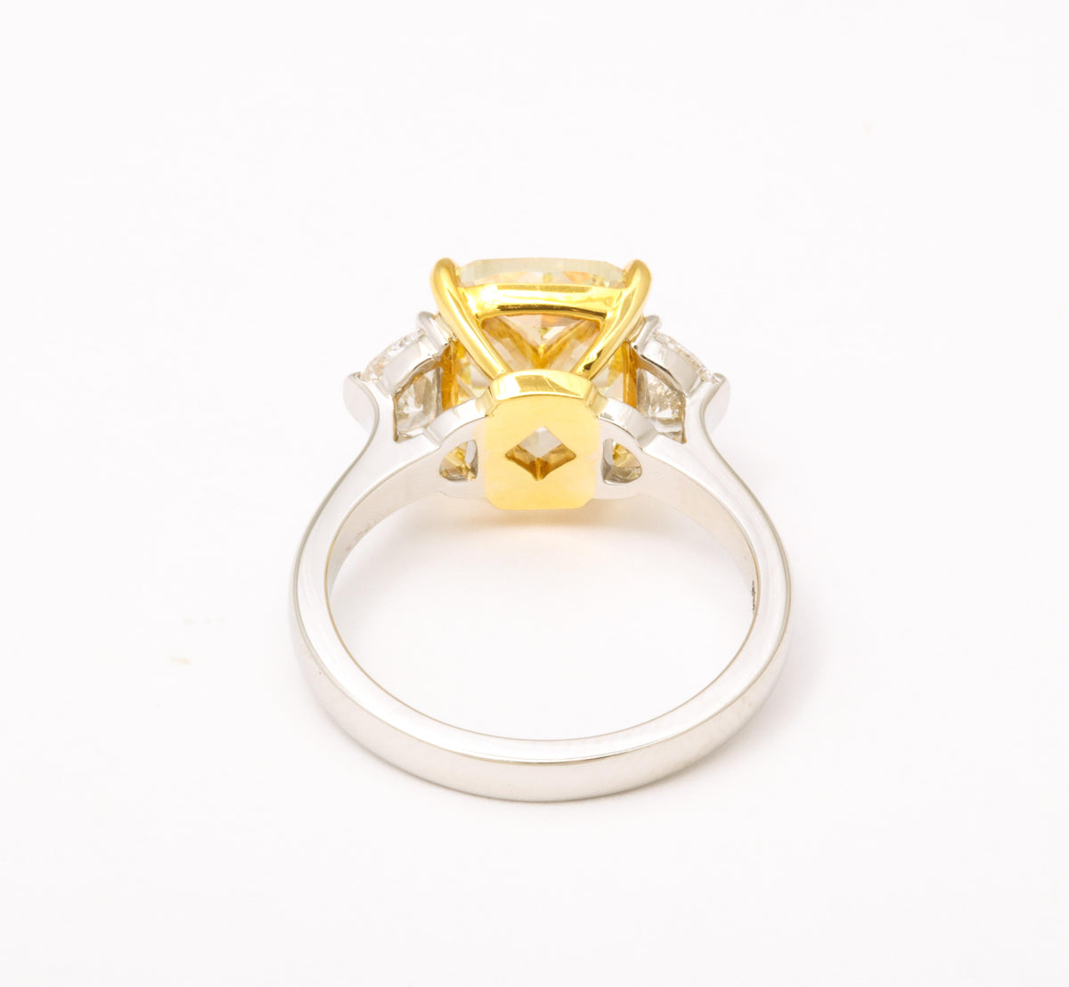https://a.1stdibscdn.com/5-carat-yellow-diamond-ring-for-sale-picture-2/j_415/j_154958521650391212756/6R1A6658_master.jpg