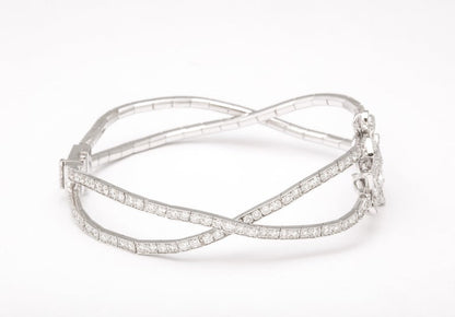 Handmade Triple Butterfly 5.65 Carat Pave Diamond White Gold Bracelet