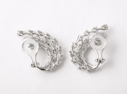 Exquisite 5.20 Carat Pear Diamond Swirl 18k White Gold Earrings