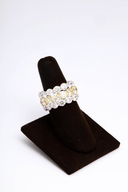 https://a.1stdibscdn.com/yellow-and-white-diamond-wide-band-for-sale-picture-7/1722654/j_54006121546976596884/6R1A6925_org_master.jpg