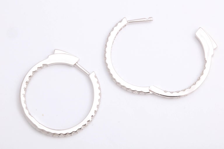 https://a.1stdibscdn.com/diamond-hoop-earrings-for-sale-picture-7/0/j_54005821542818669439/6R1A7003_master.jpg?width=768