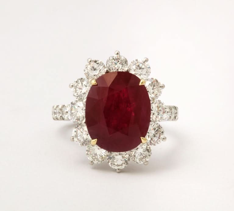 https://a.1stdibscdn.com/6-carat-burma-ruby-and-diamond-ring-for-sale-picture-5/j_415/j_188492521680028572231/6R1A7711_master.jpg?width=768