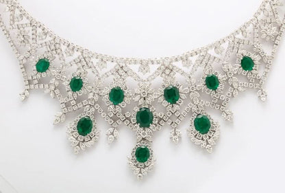 18k White Gold Intense Green Emerald and Diamond Choker