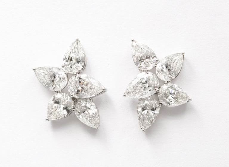 https://a.1stdibscdn.com/diamond-cluster-earrings-for-sale-picture-3/j_415/j_145871221643387926778/6R1A8360_master.jpg?width=768