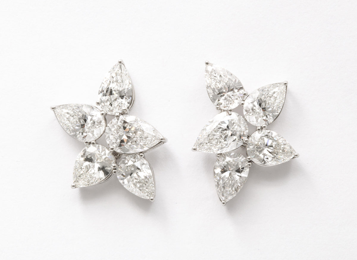 https://a.1stdibscdn.com/diamond-cluster-earrings-for-sale-picture-5/j_415/j_145871221643387926643/6R1A8364_master.jpg