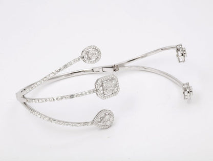 Stunning 18k Gold Multi Shape Diamond Bangle Bracelet 4.18 Carats