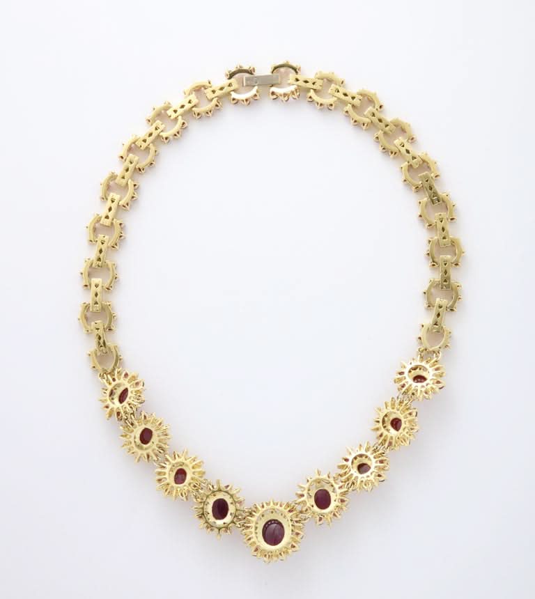 Exquisite 18k Yellow Gold Ruby and Diamond Choker Jewelry Suite