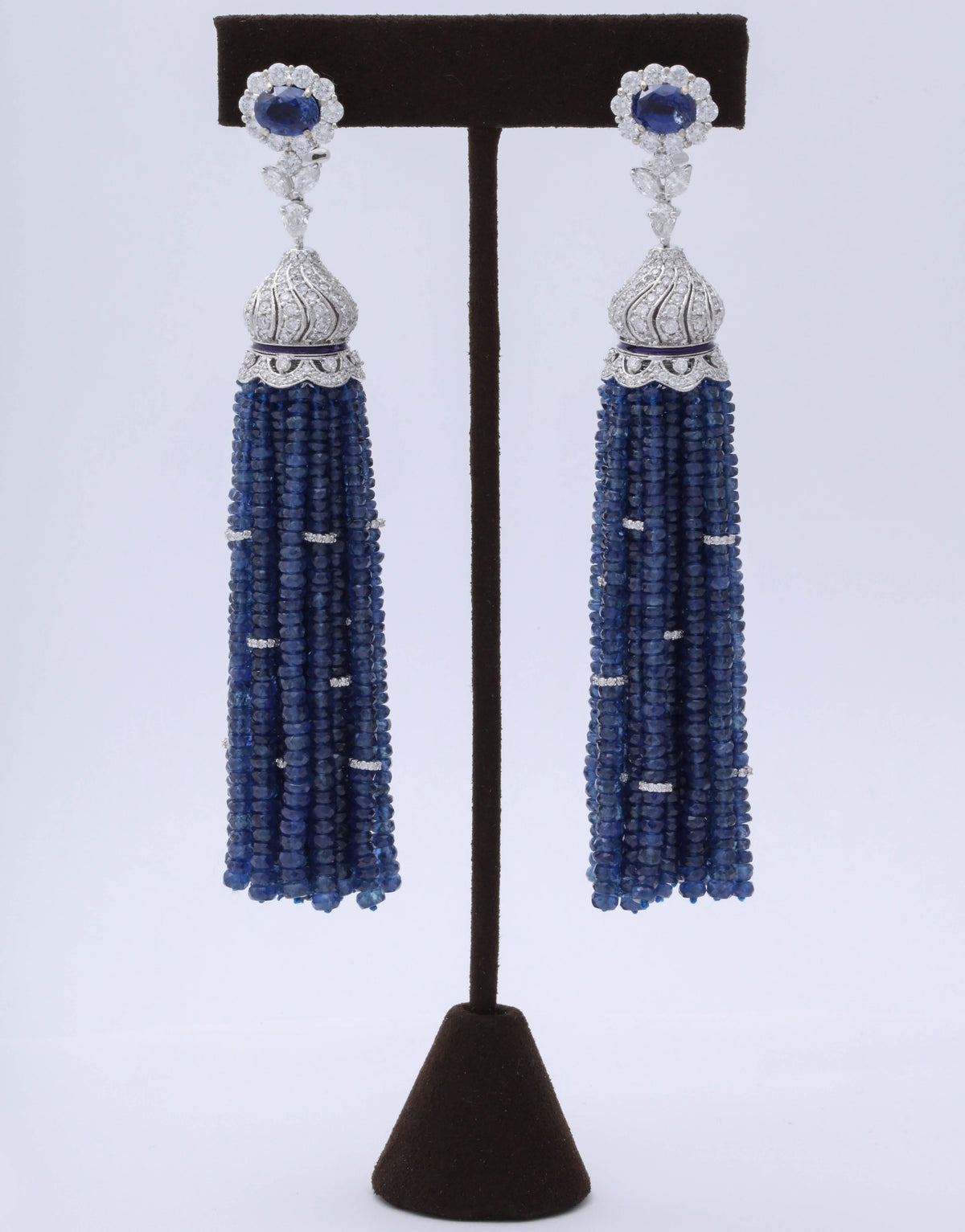 https://a.1stdibscdn.com/sapphire-and-diamond-tassel-earrings-for-sale-picture-3/0/j_45217131530288198188/6R1A9160_master.jpg