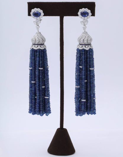 https://a.1stdibscdn.com/sapphire-and-diamond-tassel-earrings-for-sale-picture-3/0/j_45217131530288198188/6R1A9160_master.jpg