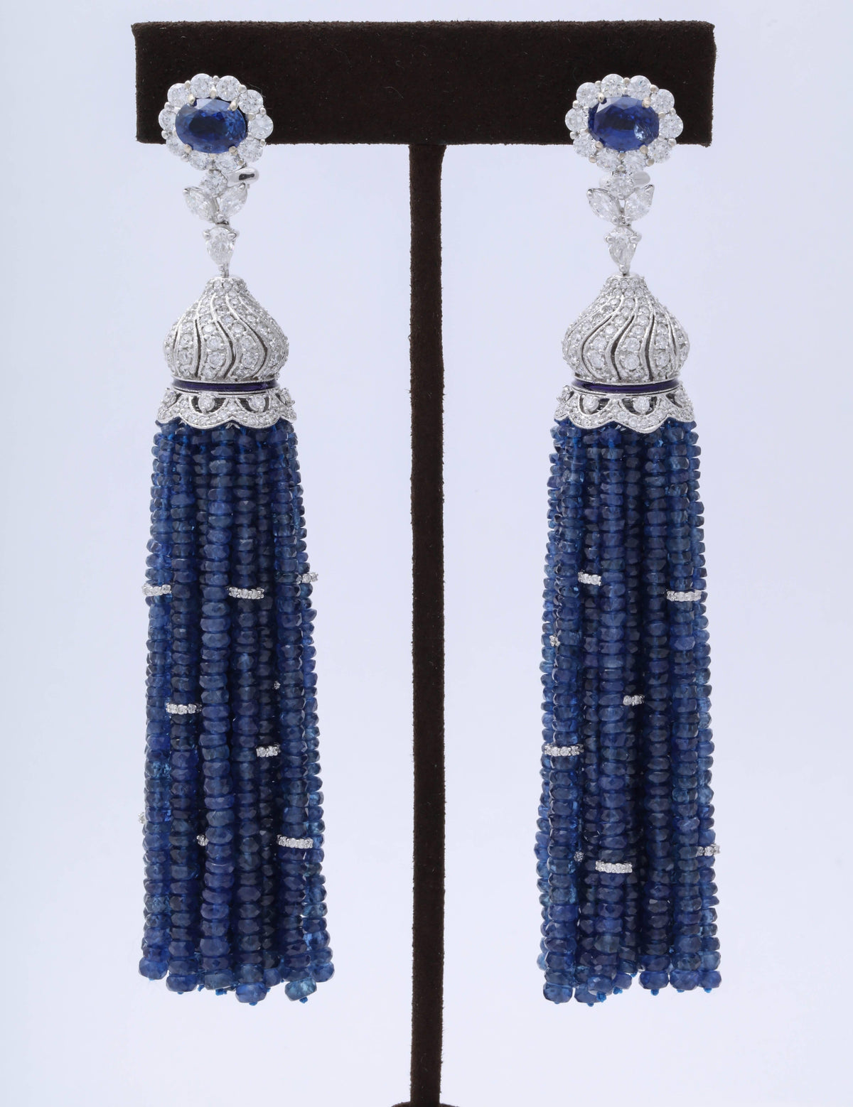 https://a.1stdibscdn.com/sapphire-and-diamond-tassel-earrings-for-sale-picture-5/0/j_45217131530288203069/6R1A9164_master.jpg
