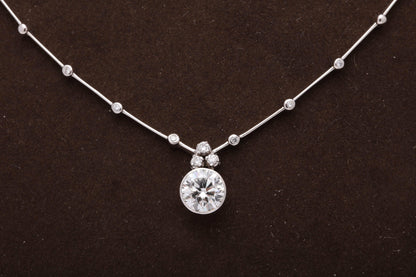 https://a.1stdibscdn.com/round-diamond-solitaire-necklace-gia-certified-for-sale-picture-9/0/j_42665831525894134700/6R1A9458_master.jpg