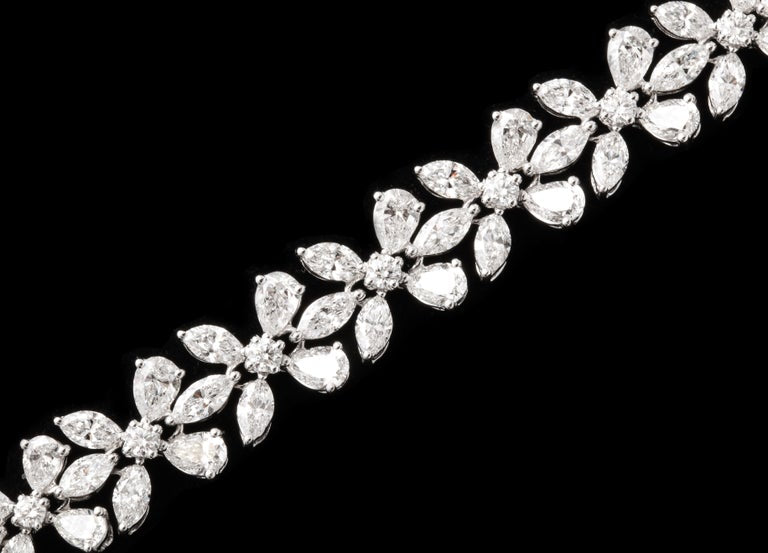 https://a.1stdibscdn.com/diamond-bracelet-for-sale-picture-3/j_415/j_166500321659966979784/6R1A9452_master.jpg?width=768