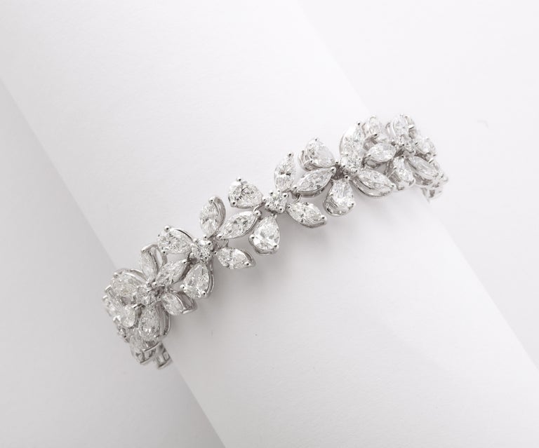 Timeless 17.65 Carat Pear and Marquise Diamond Platinum Bracelet
