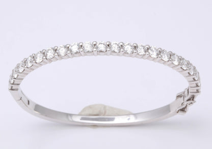 https://a.1stdibscdn.com/diamond-bangle-for-6-inch-wrist-for-sale-picture-3/0/j_50847111539355638431/6R1A9596_master.jpg