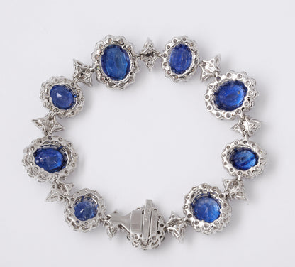 https://a.1stdibscdn.com/blue-sapphire-and-diamond-bracelet-for-sale-picture-5/j_415/1603302218173/6R1A9877_master.jpg
