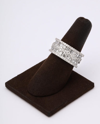 https://a.1stdibscdn.com/wide-baguette-and-round-diamond-band-for-sale-picture-6/j_415/1606754935736/6R1A9893_master.jpg?width=768