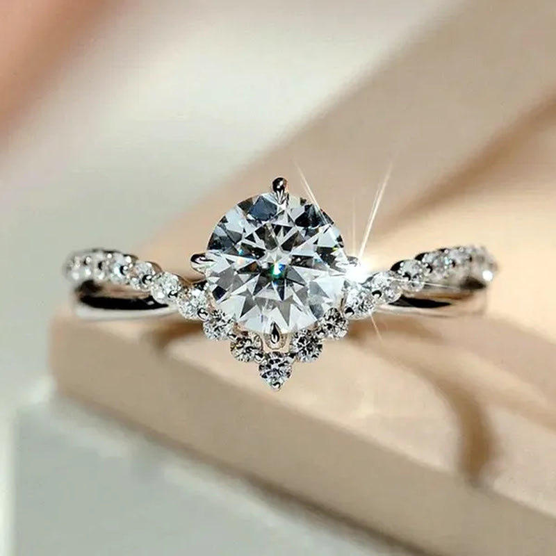 Luxury Bride Jewelry Trendy 925 Sterling Silver Criss Cross Ring White Sapphire Eternity Diamond Engagement Rings for Women Wedding Accessories Anniversary Party Gift